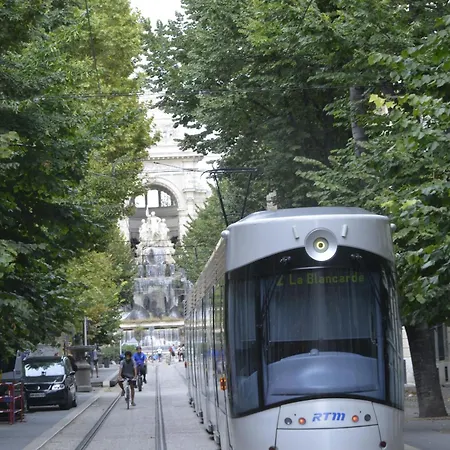 Appartement Joli T2 refait à neuf, lumineux et accessible à Marseille Extérieur photo