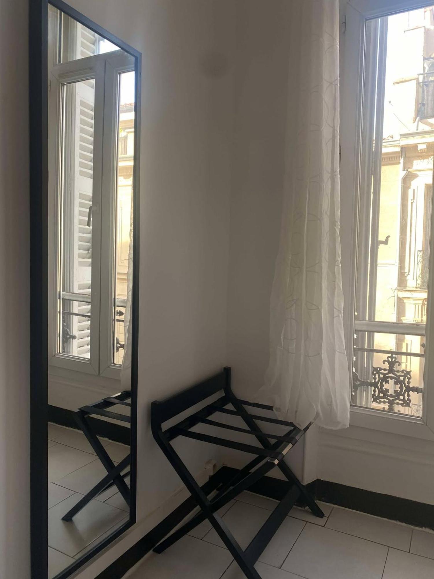 Joli T2 Refait A Neuf, Lumineux Et Accessible *